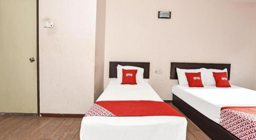 Oyo 90643 Gks Hotel Seremban Exterior foto