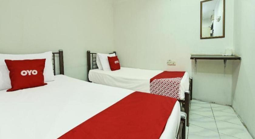 Oyo 90643 Gks Hotel Seremban Exterior foto
