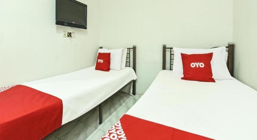 Oyo 90643 Gks Hotel Seremban Exterior foto
